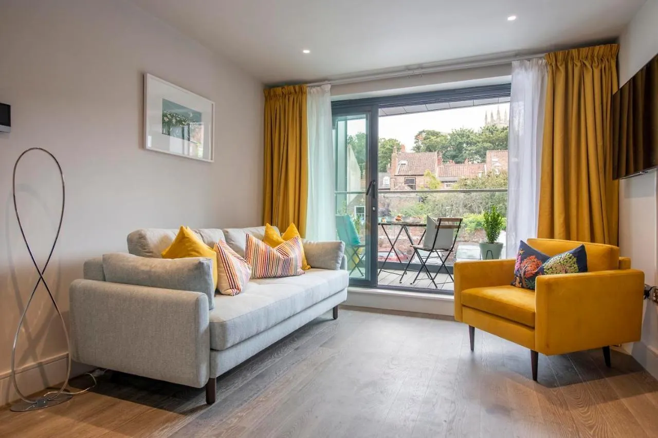 Апартаменты The Quadrant - The Ruskin Suite Йорк